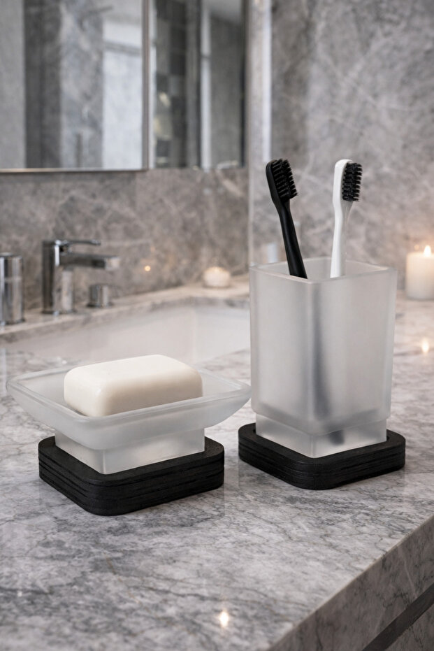 Glass 2-Piece Bathroom Set Toothbrush Holder & Soap Dish