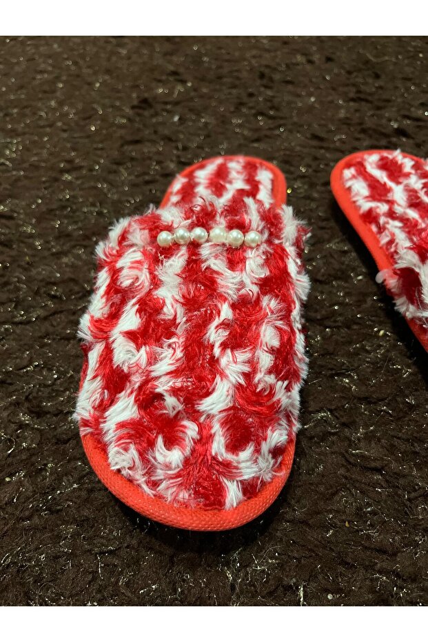 SLIPPERS - 1