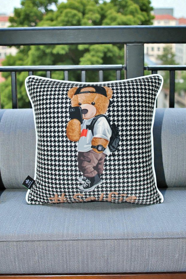 Cushion Cover 45X45 cm Teddy Bear Patterned – Babyface Fabric with White Piping and Hidden Zipper