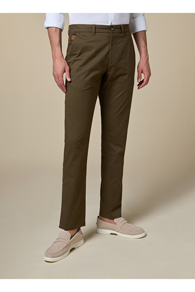 The Chestnut Craft Brown Stretch Dobby Chinos Slim Fit