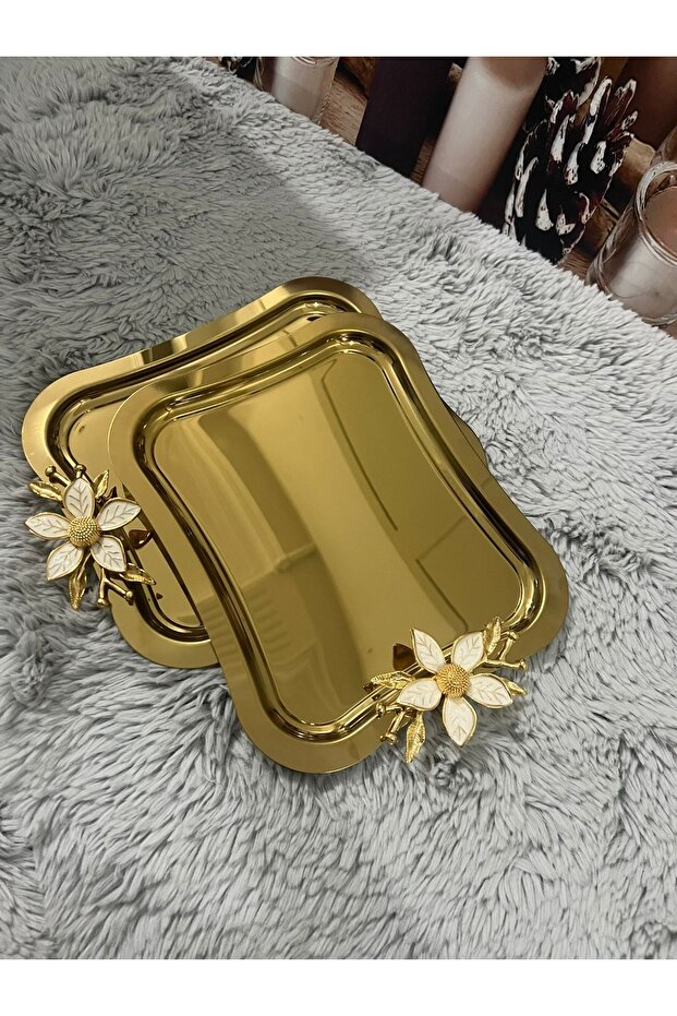 6-Piece Luxury Italian Model Zamak Presentation and Serving Tray with Daisy Accessories