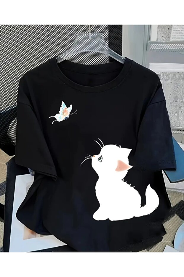 Cute Cat Printed Casual Daily Design Butterfly Watching T-Shirt Stylish