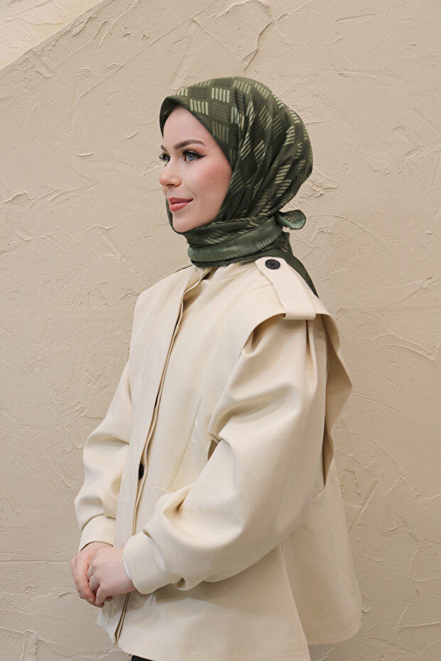 وشاح قطني مستورد بنمط خطوط - 4