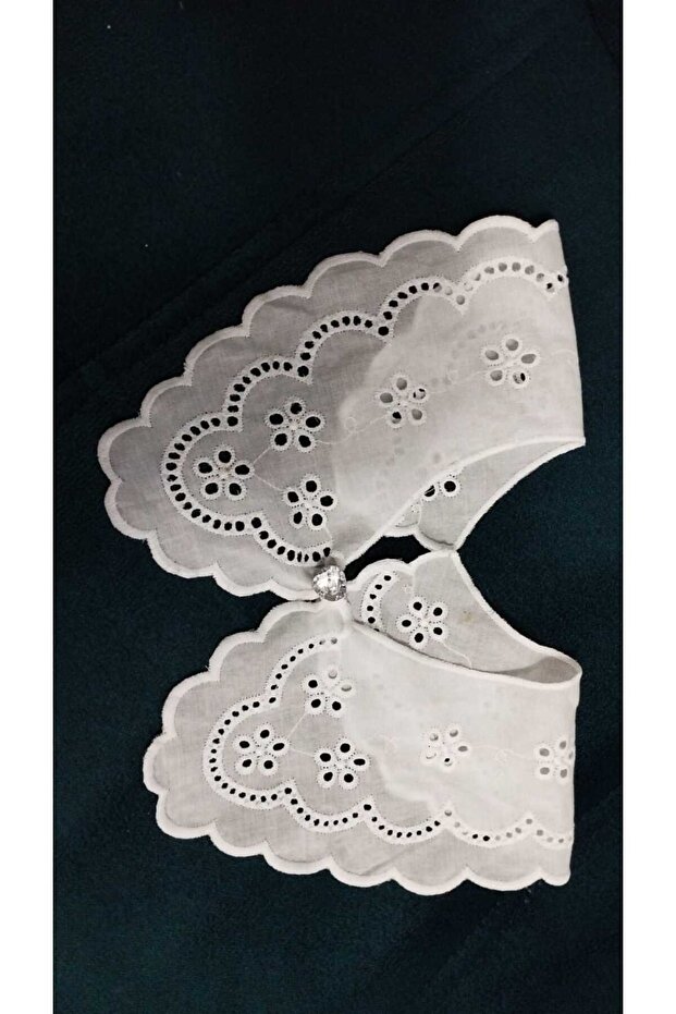 White Buttoned Collar