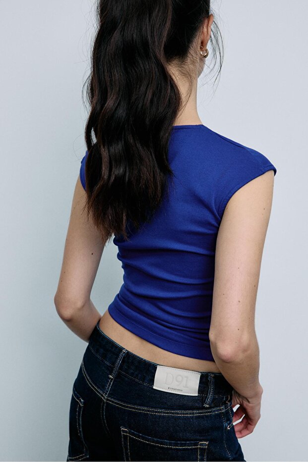 Basic fitted büzgülü t-shirt - 5