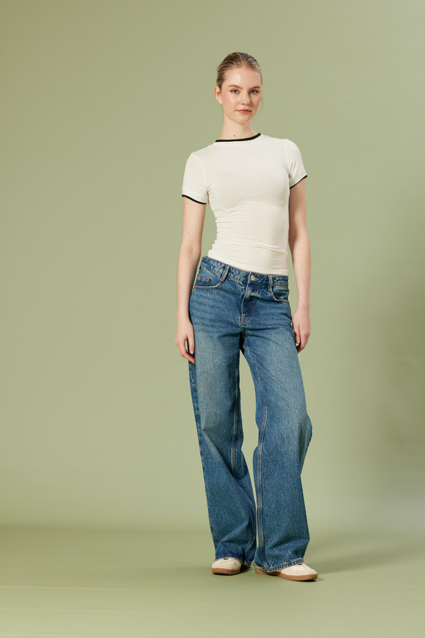 T-Shirt with Contrast Detail