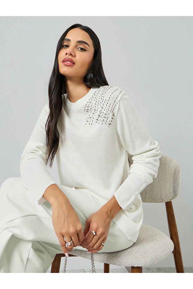White Regular Fit Embellished Sweater