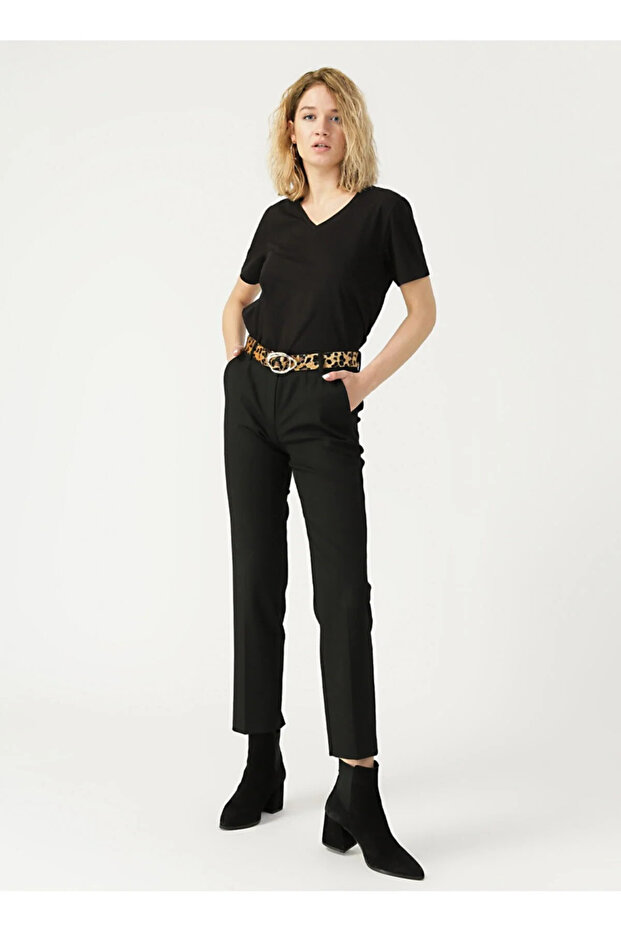 Women's Black Belted Skinny Leg Pants 3027