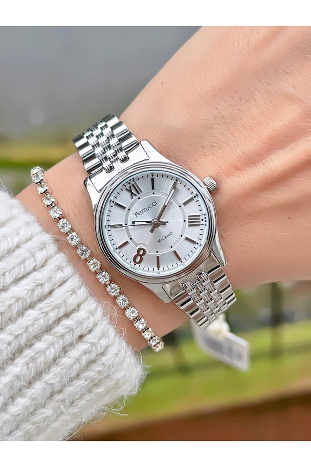 Women's Wristwatch New Model Steel Band Small Case Waterproof 2-Year Warranty Bracelet Gift