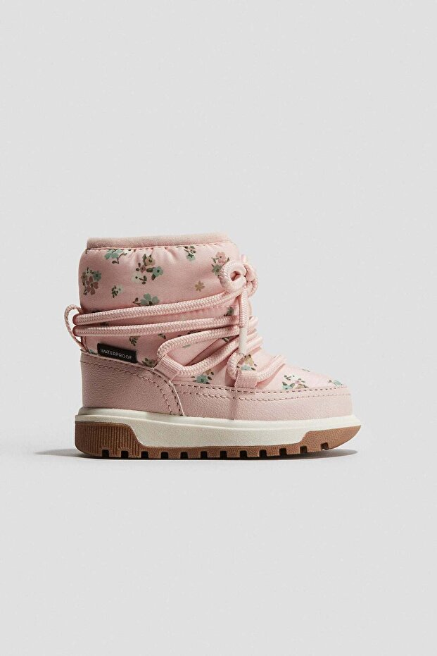 Waterproof snow boots