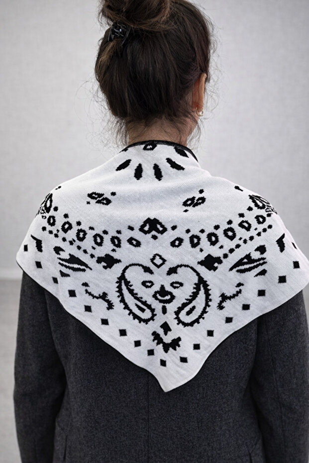 وشاح مثلث منسوج منقوش ذو وجهين - 5