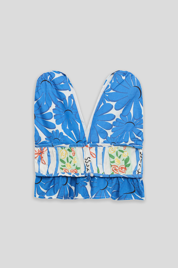 فتاة منقوشة بلوزة - 7