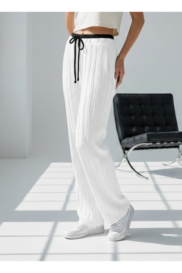 بنطلون عالي الخصر ذو نسيج مجعد - 3