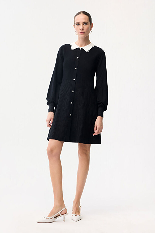 Yaka Detaylı Triko Elbise - 3