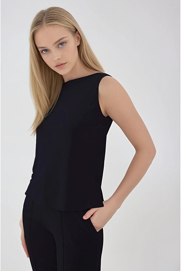 Blouse with Buttons on the Sides