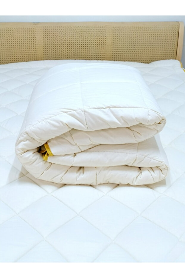 Double Wool Quilt - 2