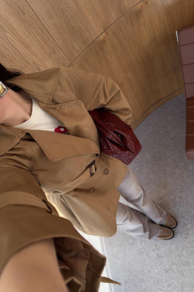 Camel Medium Trench - 4