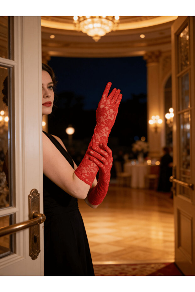 قفازات طويلة من الدانتيل الأحمر - 2