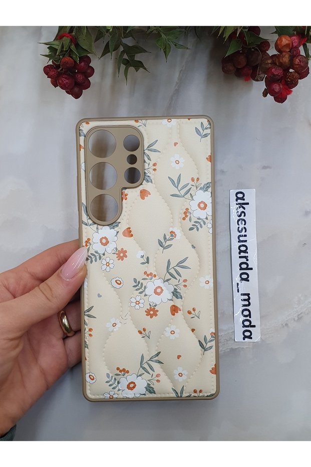 Samsung Galaxy S25 Ultra Compatible Quilted Floral Pattern Puff Case
