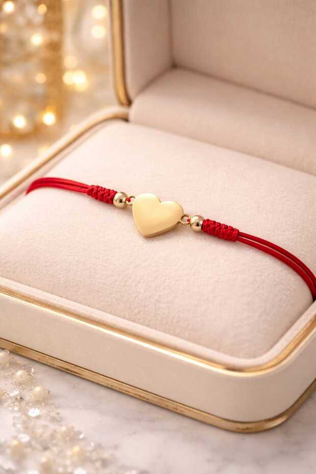 Simple and Elegant Red String Gold Color Heart Themed Bracelet