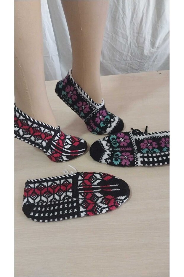 2 Pieces of Hand Knitted Five Needles/Handmade Booties/Dowry Booties/Knitting/Home Booties/Handmade