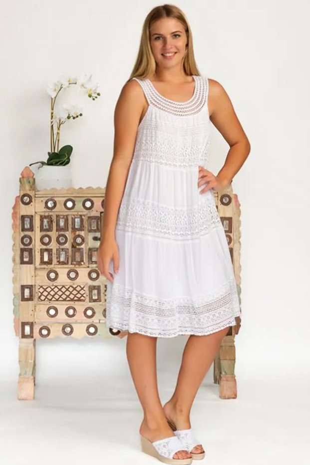 Women's Italian White Round Neck Lace Detailed Lined Sleeveless Strappy Midi Dress