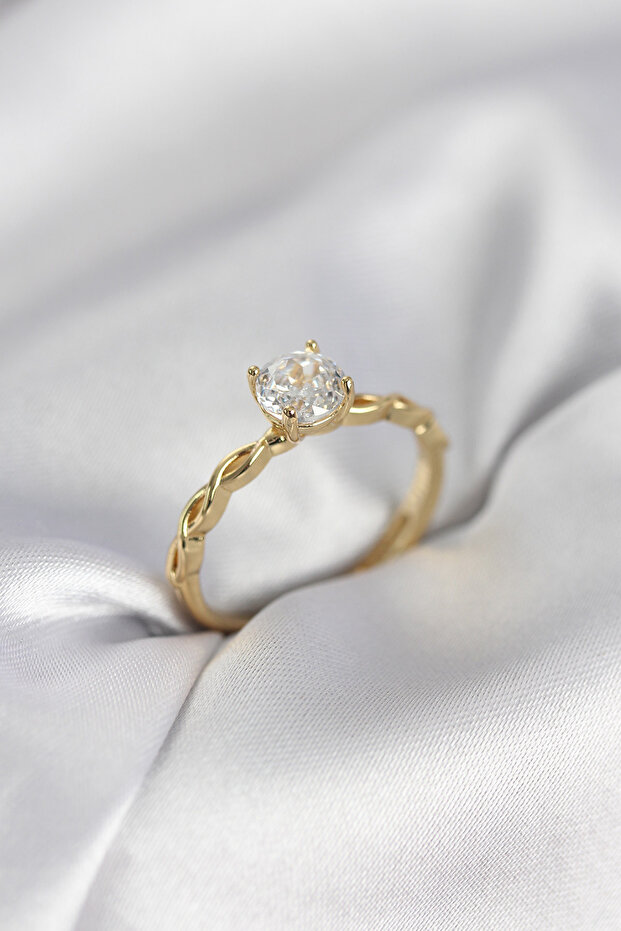 Gold Color Spiral Chain Model Single Stone Model Zircon Stone Women's Ring
