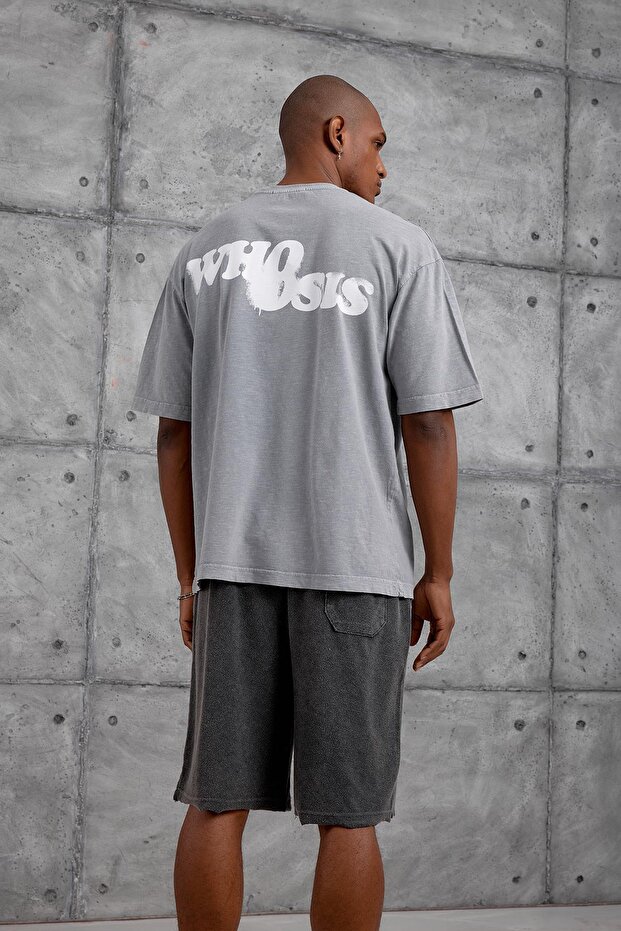 Men's T-Shirt Who Is Washable Gray Oversize Printed Crew Neck Cotton