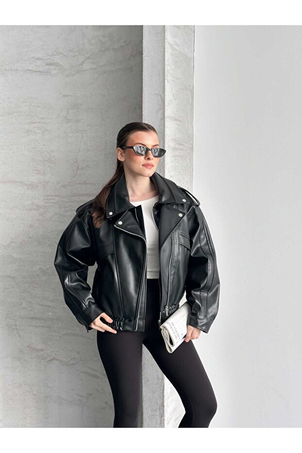 سترة جلدية كبيرة الحجم بتصميم مزدوج الإغلاق - 3