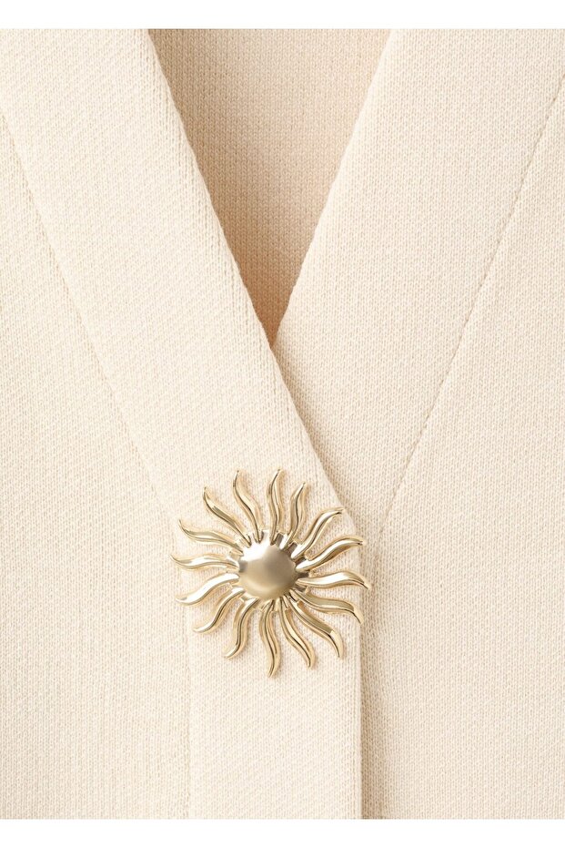 Mücevher düğmeli örgü hırka - 5