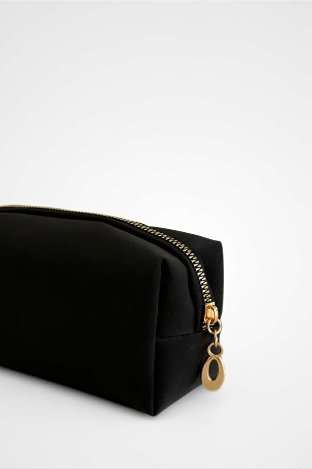 حقيبة مكياج أساسية سادة ولامعة - 3