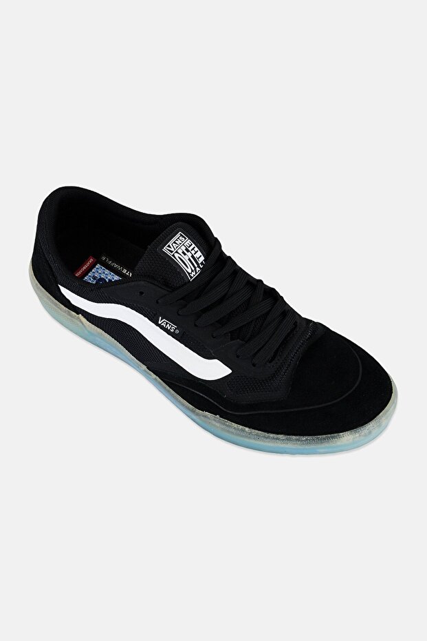 Men Ave Pro Lace Up Skate Shoes, Black