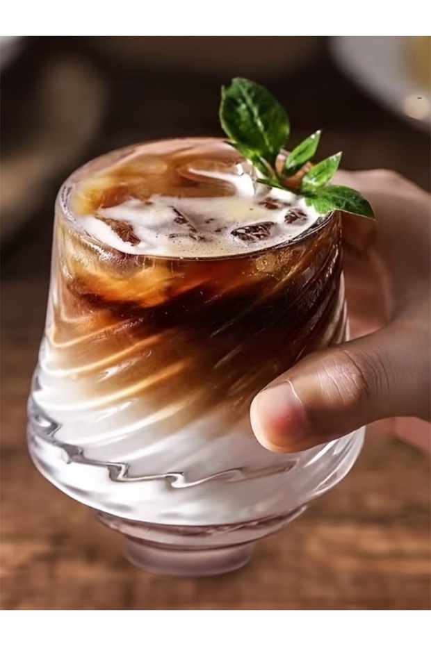 Retro Origami Design Glass Cup - 150 ml Borosilicate Espresso, Latte Cup