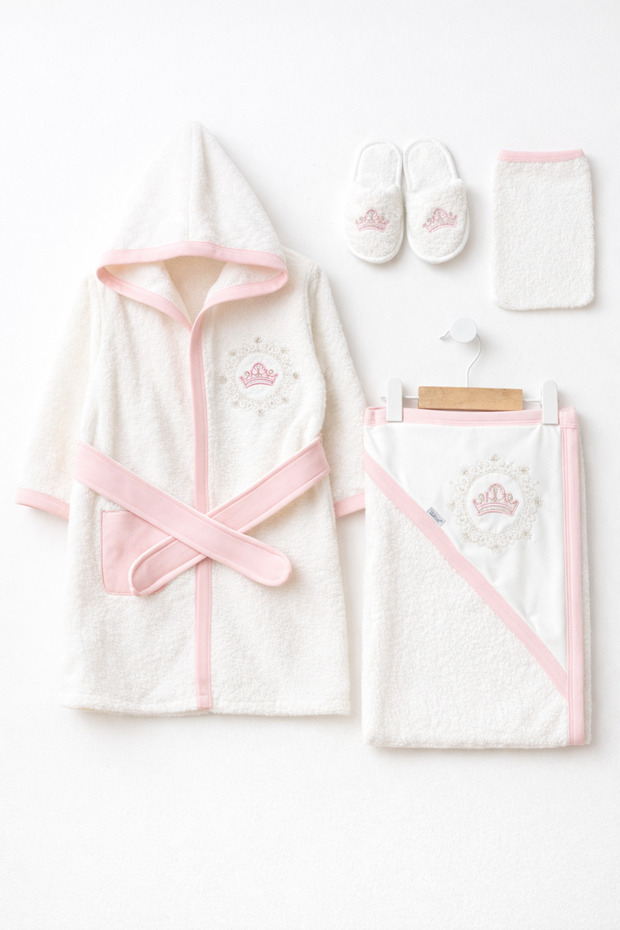 Girl's Bathrobe Set 4 Pieces: Eraser, Slippers, Towel and Bathrobe 0-3 Years Old