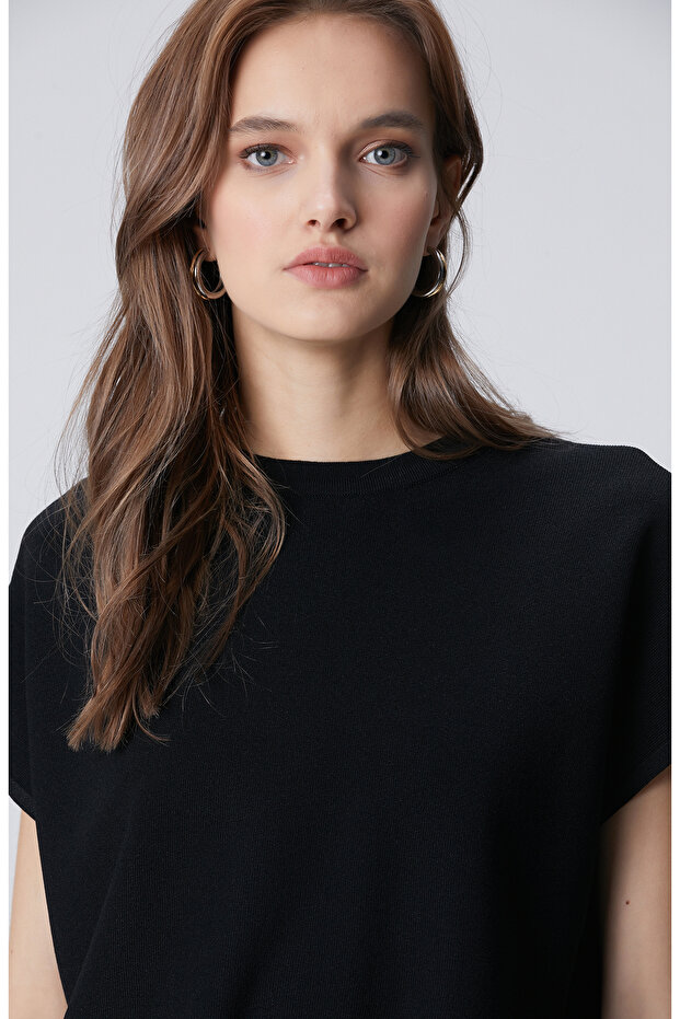 Siyah Bisiklet Yaka Kısa Kol Kazak - 2