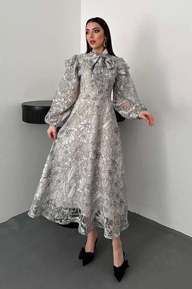 Rochie cu detaliu eșarfă la guler - 1