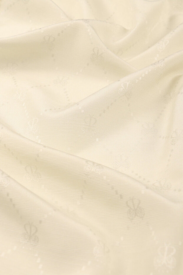 وشاح من القطن الحريري بنمط مونوغرام من العقيق - 2