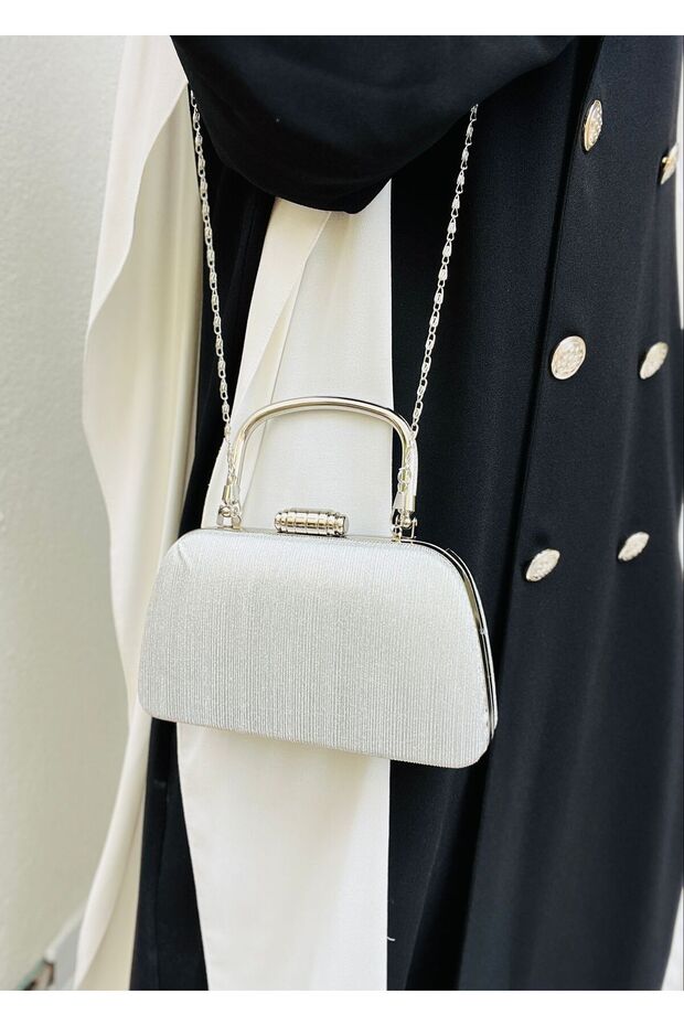 Women's Silver Chain Detailed Long Chain Strap Evening Bag (Suitable for Phone Use)
