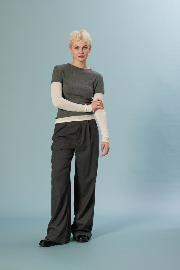 Tricoted Blouse with Sleeves - 1