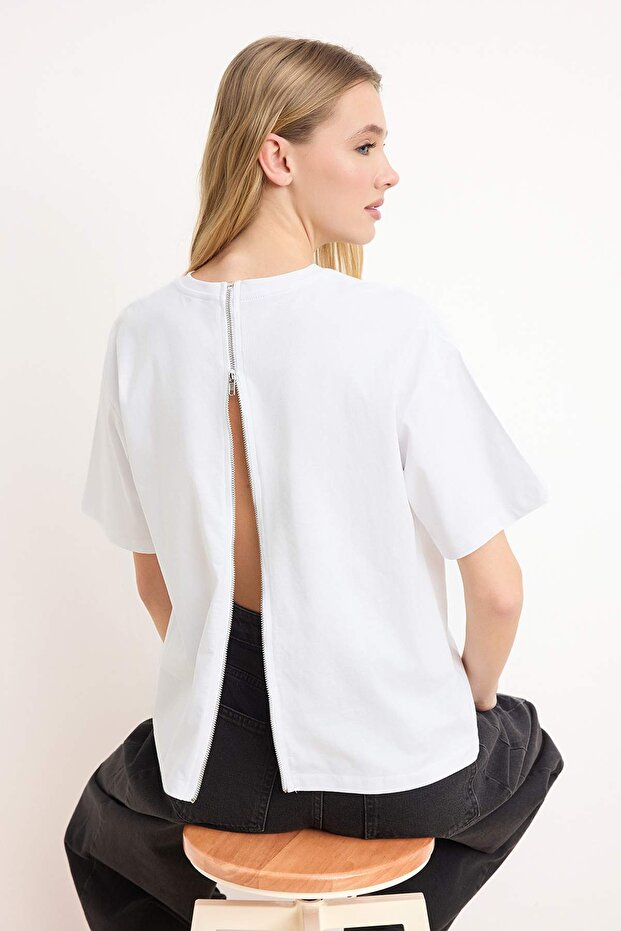 Beyaz %100 Kalın Pamuklu Fermuar Detaylı Relaxed/Rahat Kalıp Örme T-Shirt TWOSS24TS00272 - 4