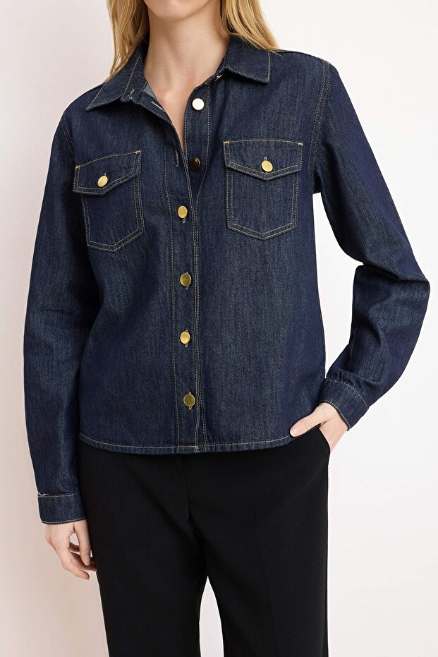Koyu Mavi Düğme Detaylı Basic 100% Pamuk Denim Gömlek TWOSS26GO00004 - 3