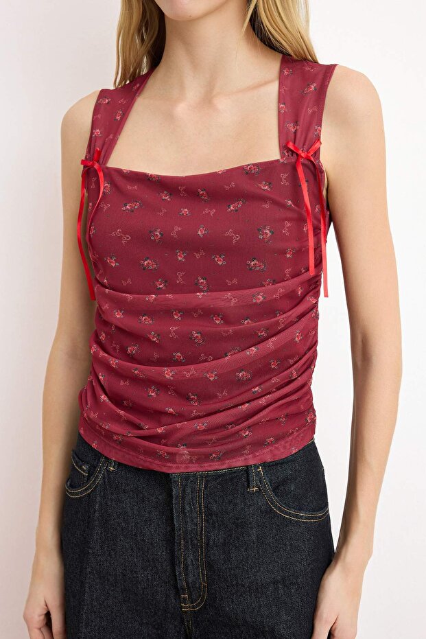 Bordo Çiçek Baskılı Astarlı Baskılı Tül Vücuda Oturan Crop Fiyonk Detaylı Örme Bluz TWOSS25BZ00033 - 3