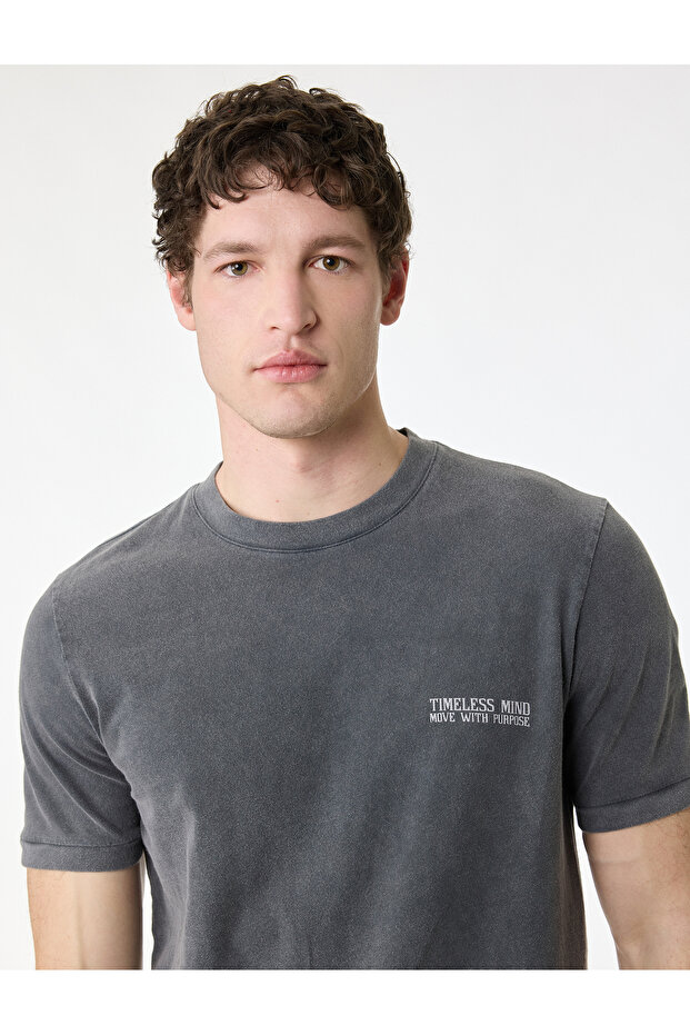 Regular Fit Short Sleeve Crew Neck Cotton Washed Back Printed T-Shirt
