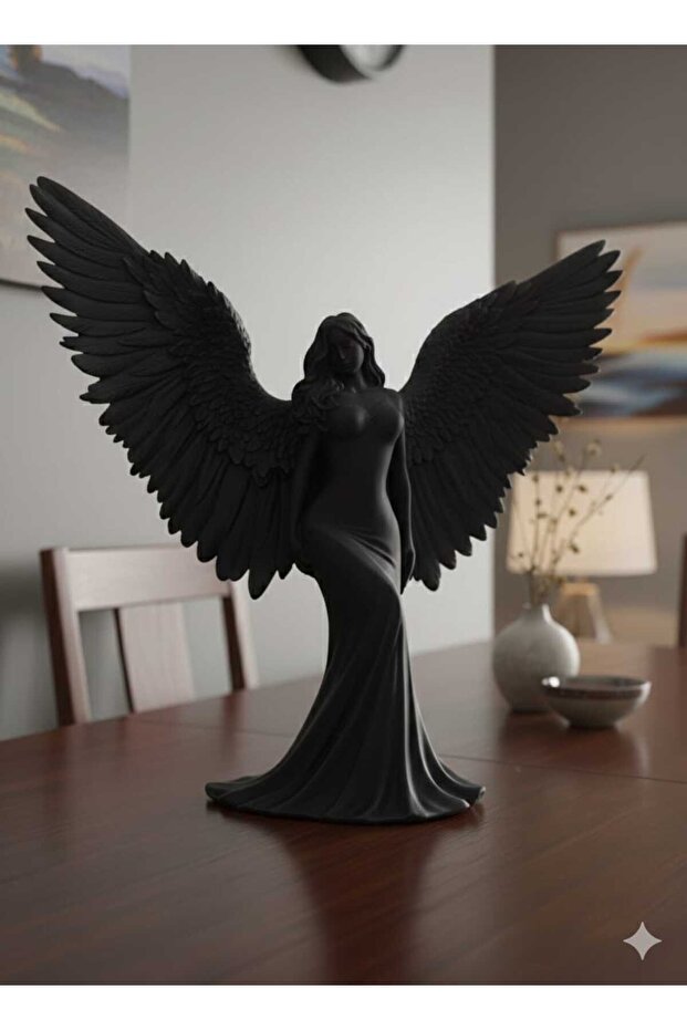 Siyah Kanatlı Melek Figürü - 2