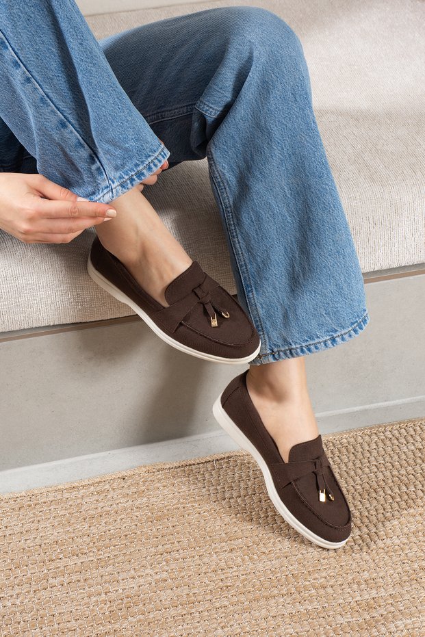 Women's Bitter Brown Suede Daily Comfortable Oxford Casual Calvanized Buckle Short Heeled Loafer Shoes