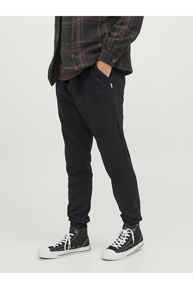 Jogginghose Regular Fit Jogginghose - 1