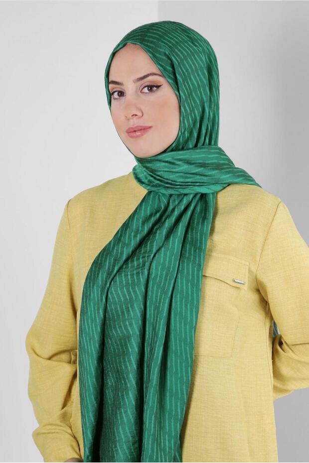 شال فيسكوز منقوش بخط ألفينا 8256