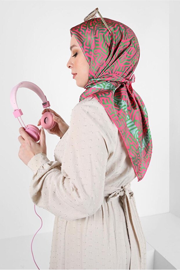 وشاح بنمط ألفينا 8414