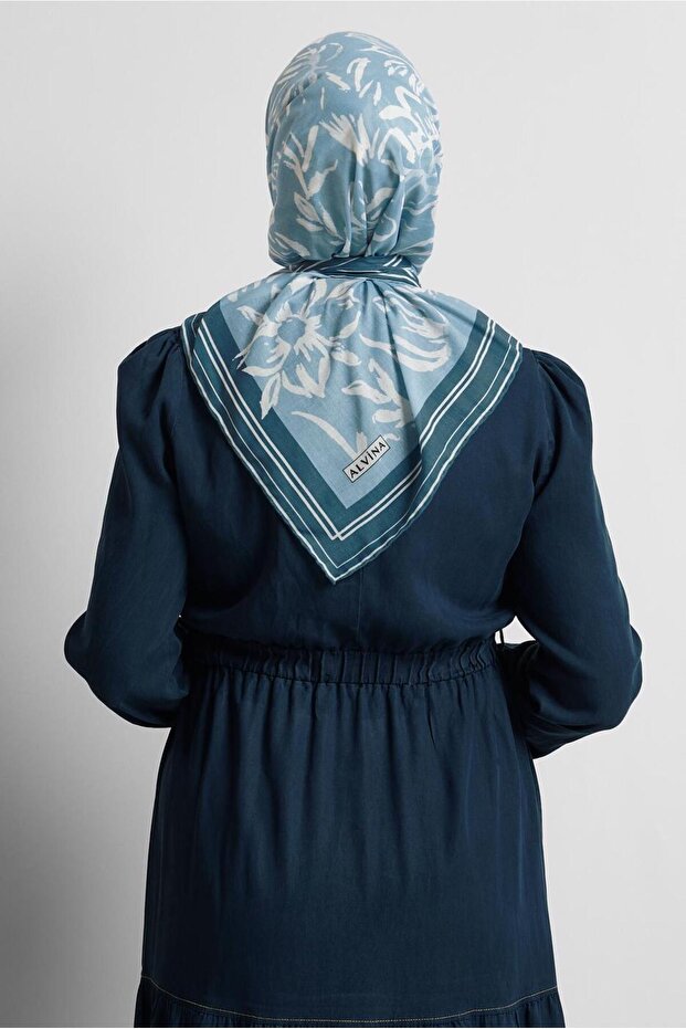 وشاح منقوش 8562 - 2