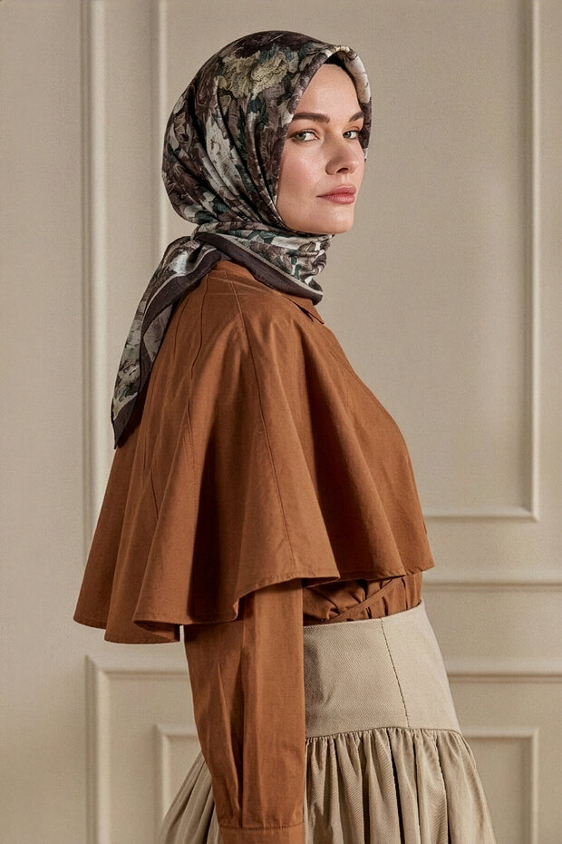 وشاح من الموسلين بنقشة زهرة الليل المنكية